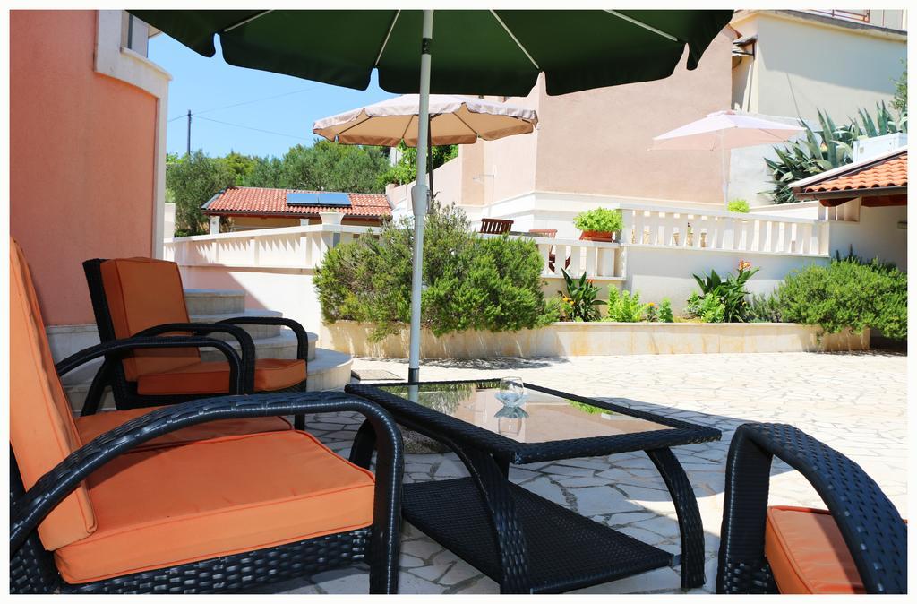 Villa Marica Primošten Exteriör bild